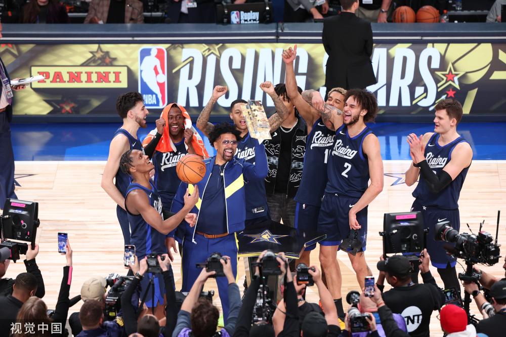 紧张充实的 紧张充实的